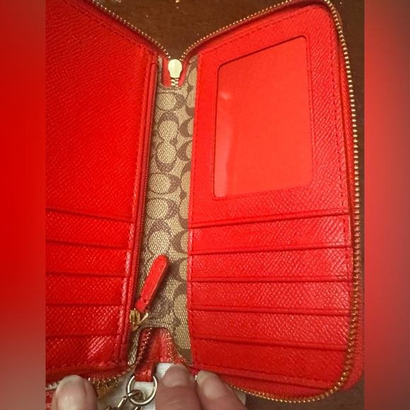 Coach DOUBLE ZIP PHONE WALLET In Cross grain Red LeatherNo A1580- F53141) - Picture 11 of 16